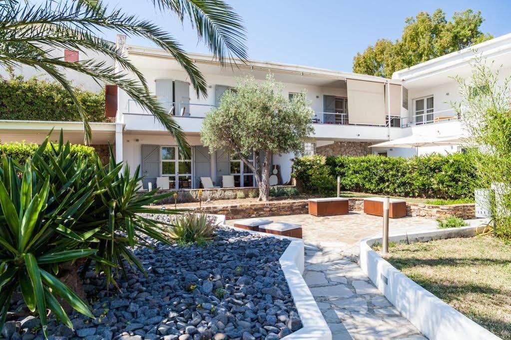 Hotel Residence Hibiscus La Caletta Exterior photo